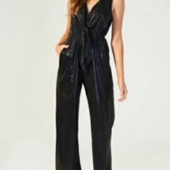 ✨ MINKPINK "In My Life" Black Metallic Jumpsuit – NWT, Tie Waist, Wide Leg - Picture 1 of 2